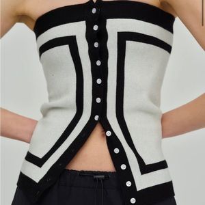 NWOT Source Unknown brand knit tube top, size XS-M, white and black